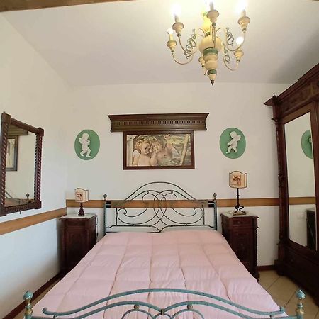 Casa Serafina Trilocale Con Arredi D'Arte E Parcheggio Privato 오르비에토 외부 사진