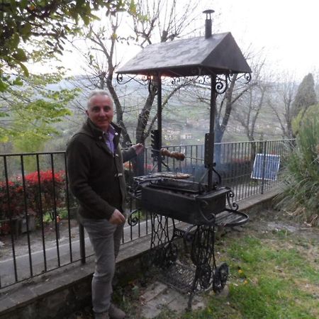 Casa Serafina Trilocale Con Arredi D'Arte E Parcheggio Privato 오르비에토 외부 사진