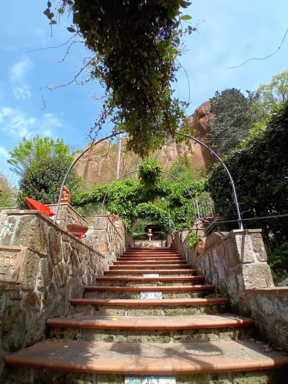 Casa Serafina Trilocale Con Arredi D'Arte E Parcheggio Privato 오르비에토 외부 사진